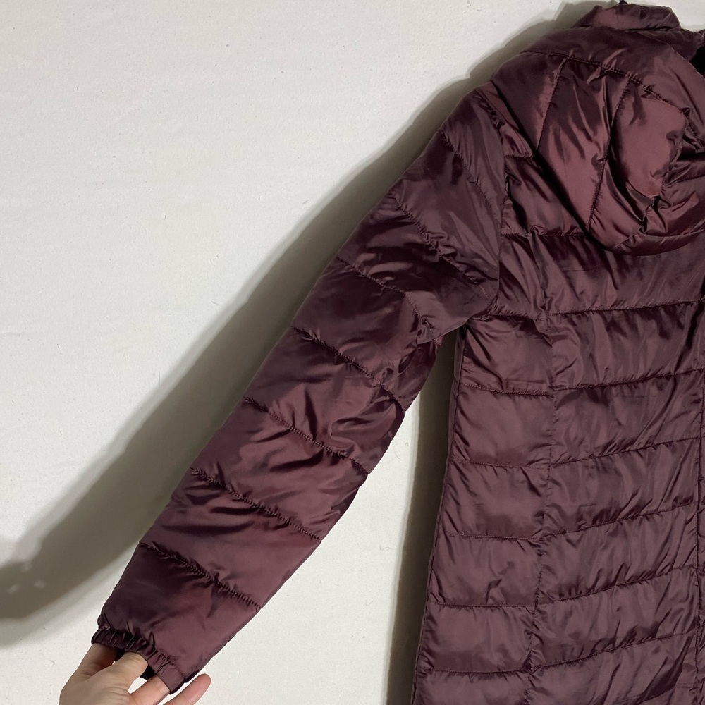 Reitman’s Long Burgundy Quilted Puffer Jacket With Hood XS - Picture 11 of 13
